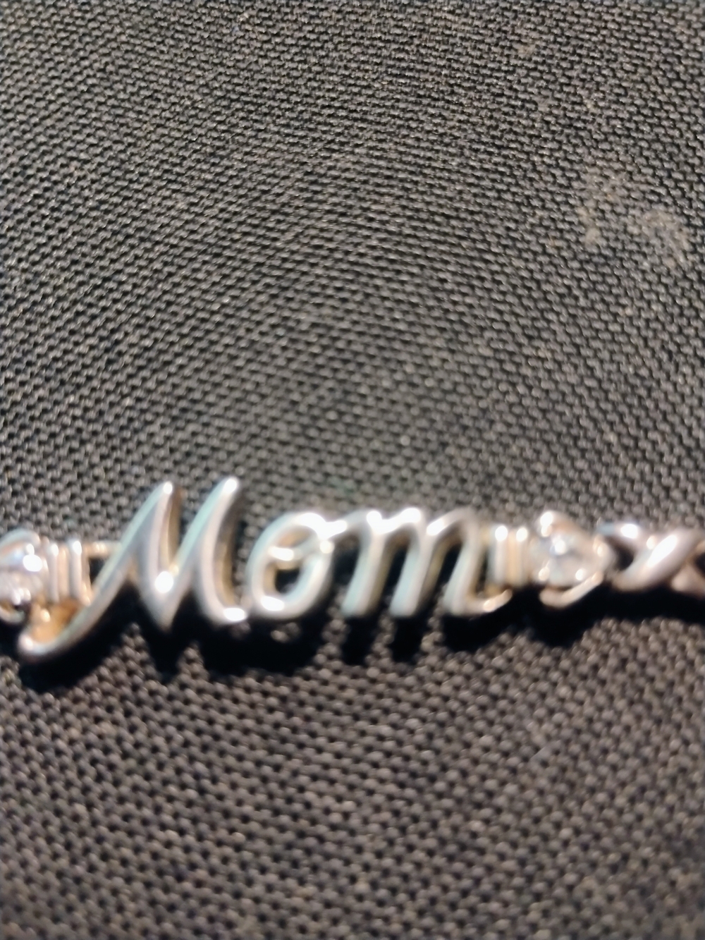 Silver '925 Mom' Script Pendant Necklace